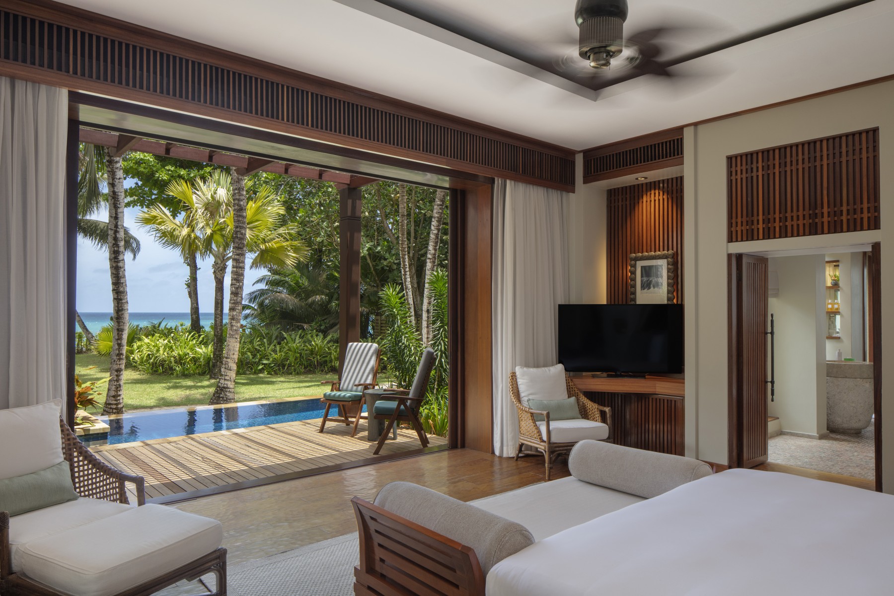 Premier Beach Pool Villa